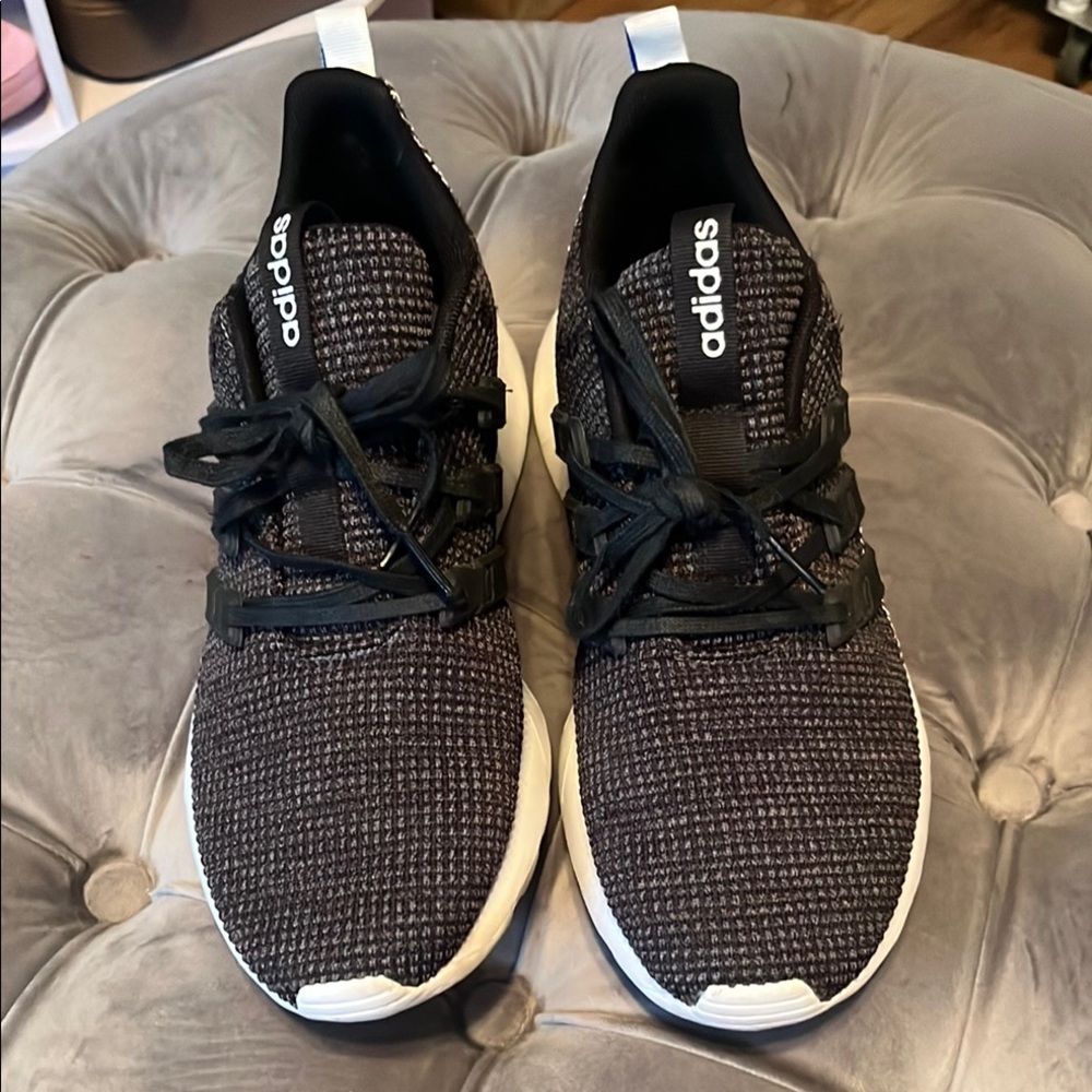 Adidas tennis shoes
